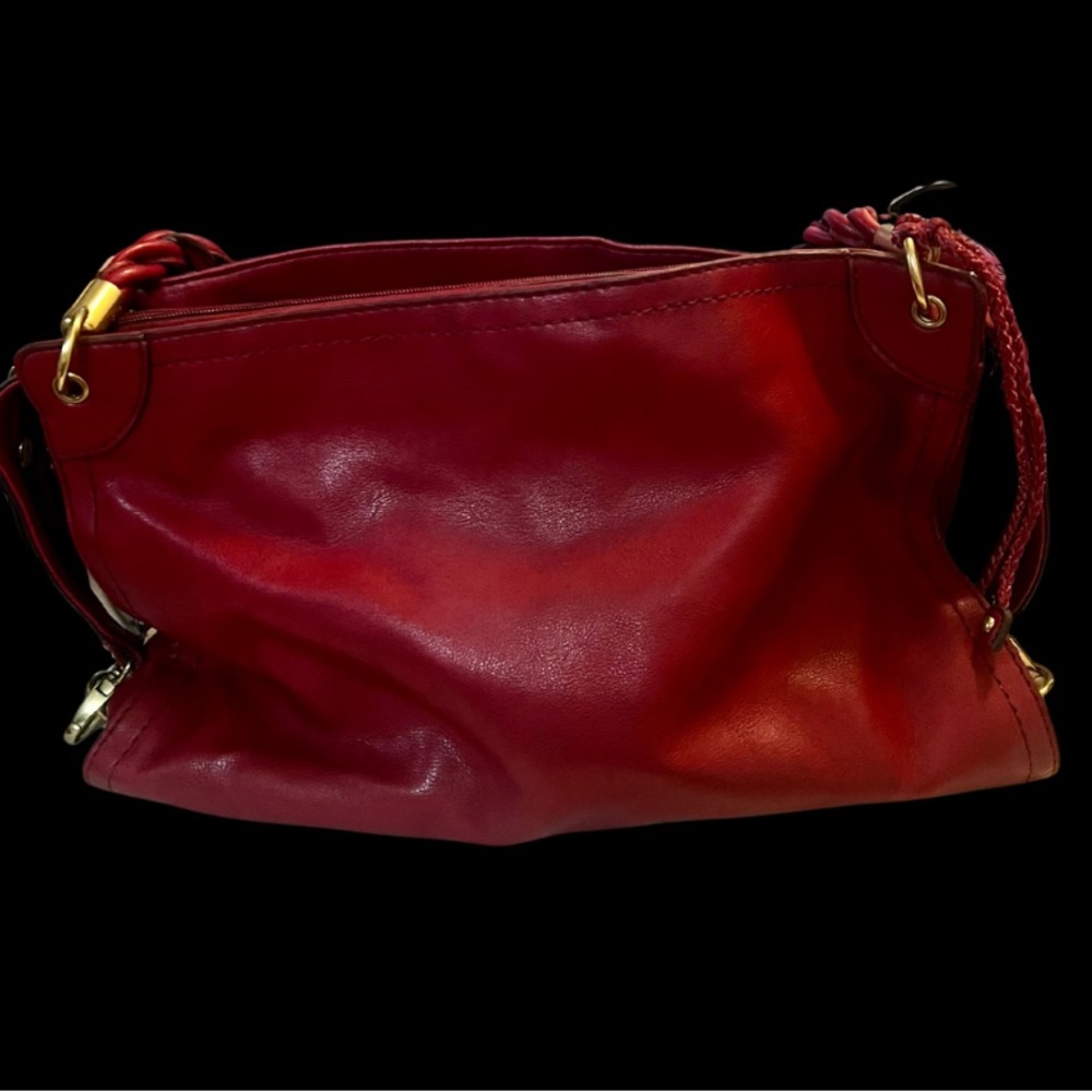 Relic Burgundy Shoulder Bag with Twisted Strap - Picture 2 of 7
